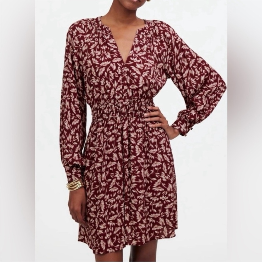 Madewell Bordeaux Smocked V-Neck Mini Dress in Floral. Burgundy. Size Large.
